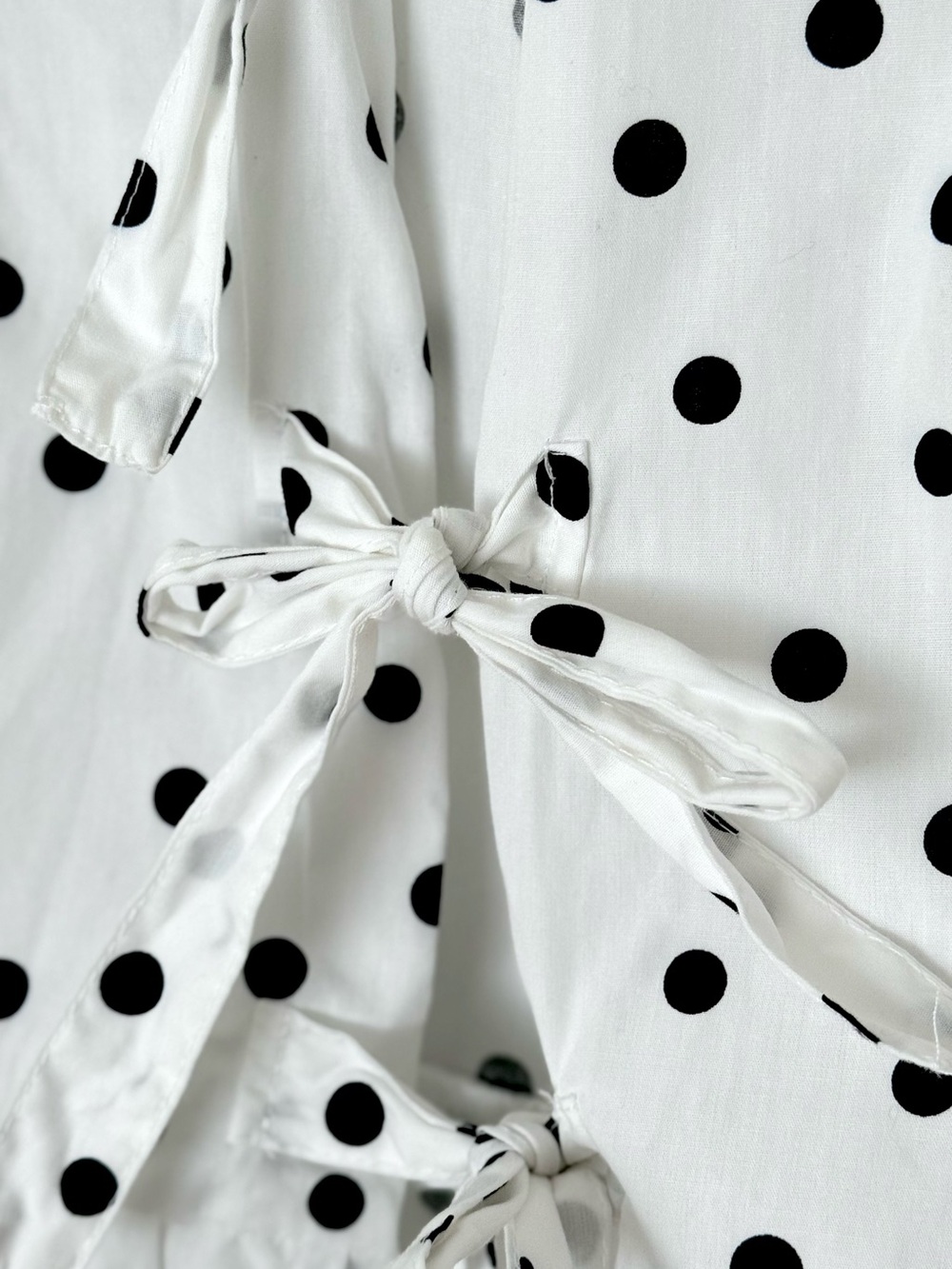 White Polka Dot Tie-Front Sleeveless Top 100% Cotton - Picture 6 of 6